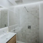 Img Bano con pared texturizada 4